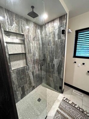 Bathtub, hair dryer - NEW: North Slope Lodge with Hot Tub! (Lead)