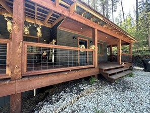Exterior - NEW: North Slope Lodge with Hot Tub! (Lead)