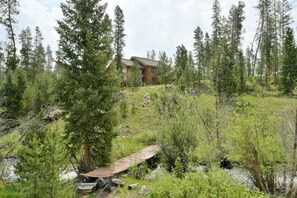 Property grounds - Ranch Creek Log Home (Fraser)