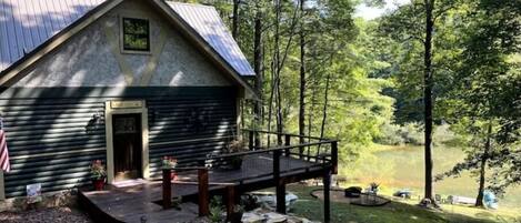 المنطقة المحيطة بالمنشأة