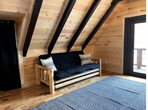 Una Smart TV, una chimenea