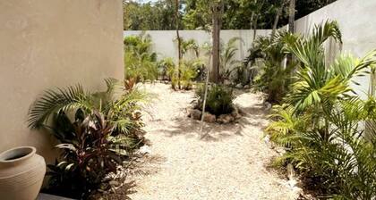 Surenna Bella - 3 Bedroom Home With Pool