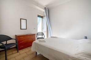 1 Schlafzimmer, Bügeleisen/Bügelbrett, Reisekinderbett, WLAN