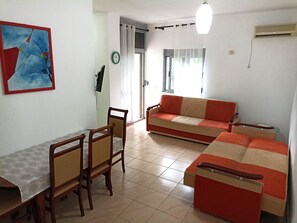 Apartment, 1 Schlafzimmer, Raucher, Balkon | Esszimmer