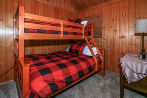 基础小屋 | 2 多间卧室、免费 WiFi