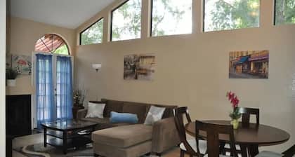 Charming 2BR-2BA by BlueBarrelHomes