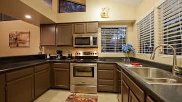 House | Private kitchen