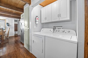 Laundry - Bear PAC Hideout (Big Bear Lake)