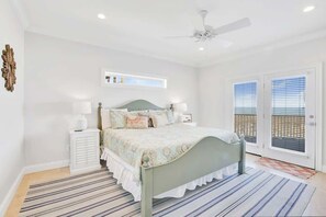 5 bedrooms, iron/ironing board, free WiFi, bed sheets