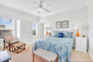 5 chambres, fer et planche à repasser, Wi-Fi gratuit, draps fournis