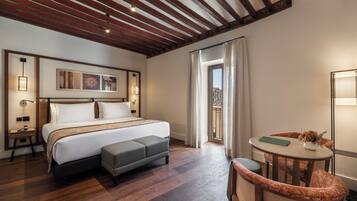 Superior tweepersoonskamer (Arte Original) | 1 slaapkamer, een minibar, een kluis op de kamer, een bureau