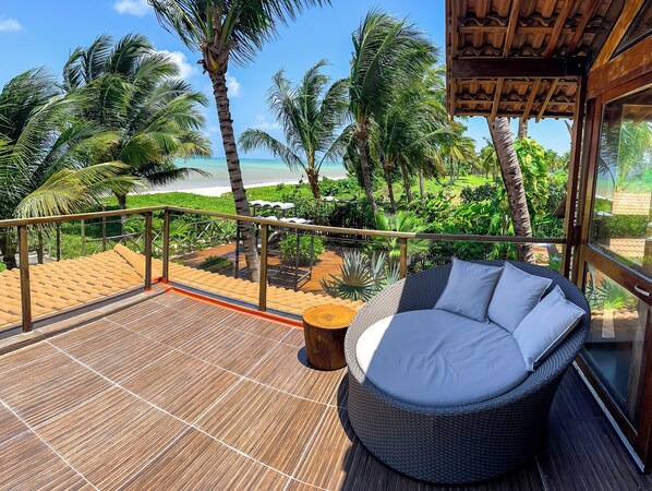 Superior Suite | 1 bedroom, in-room safe, free WiFi