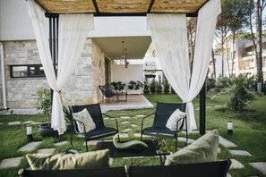 Property grounds - Parrot's Home Lalez Bay (Ishëm)