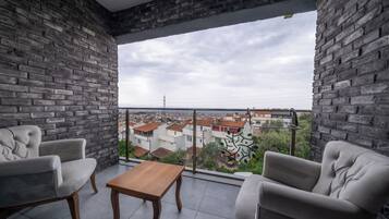 Chambre Ălite, 1 lit double, vue mer | Vue depuis le balcon
