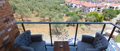 Chambre Ălite, 1 lit double, vue sur la mer | Literie de qualitĂ©, fer et planche Ă repasser, accĂšs au Wi-Fi (inclus)