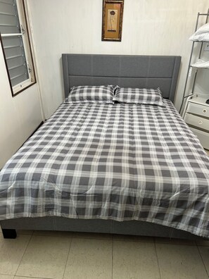 4 Schlafzimmer, Reisekinderbett, WLAN, Bettwäsche