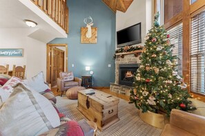 Luokittelematon kuva, 5 kautta 43, painike