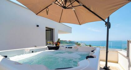 Bay Diamond Villa With Seaview