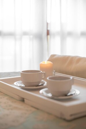 Dining - Stylish Residence Le Fontane 2 Bed Apartment Sleeps 6-7 (Villasimius)