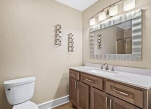 Towels, soap, shampoo, toilet paper