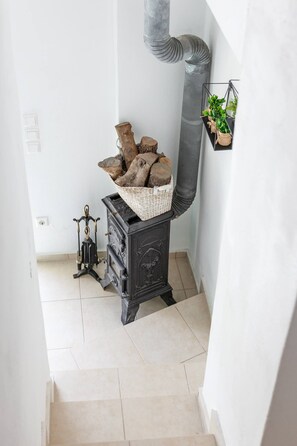 Ferienhaus, 1 Schlafzimmer, Balkon, Seeblick | Innenbereich