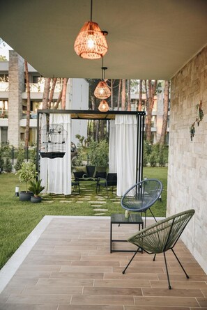 Villa, 2 Bedrooms, Balcony, Garden View | Property grounds - Parrot's Home Lalez Bay (Ishëm)