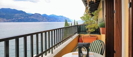 Apartment, 2 Bedrooms, Balcony, Lake View | Balcony