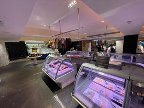 تناول الطعام