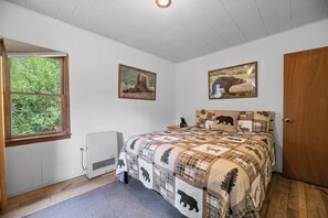 ベーシック キャビン | 2 室のベッドルーム、WiFi (無料)