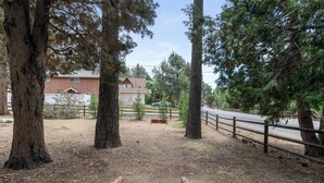 Exterior - Bear Slope View Cabin (Big Bear Lake)