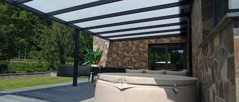 Villa, 3 chambres, accessible aux personnes à mobilité réduite, fumeur | Terrasse/Patio