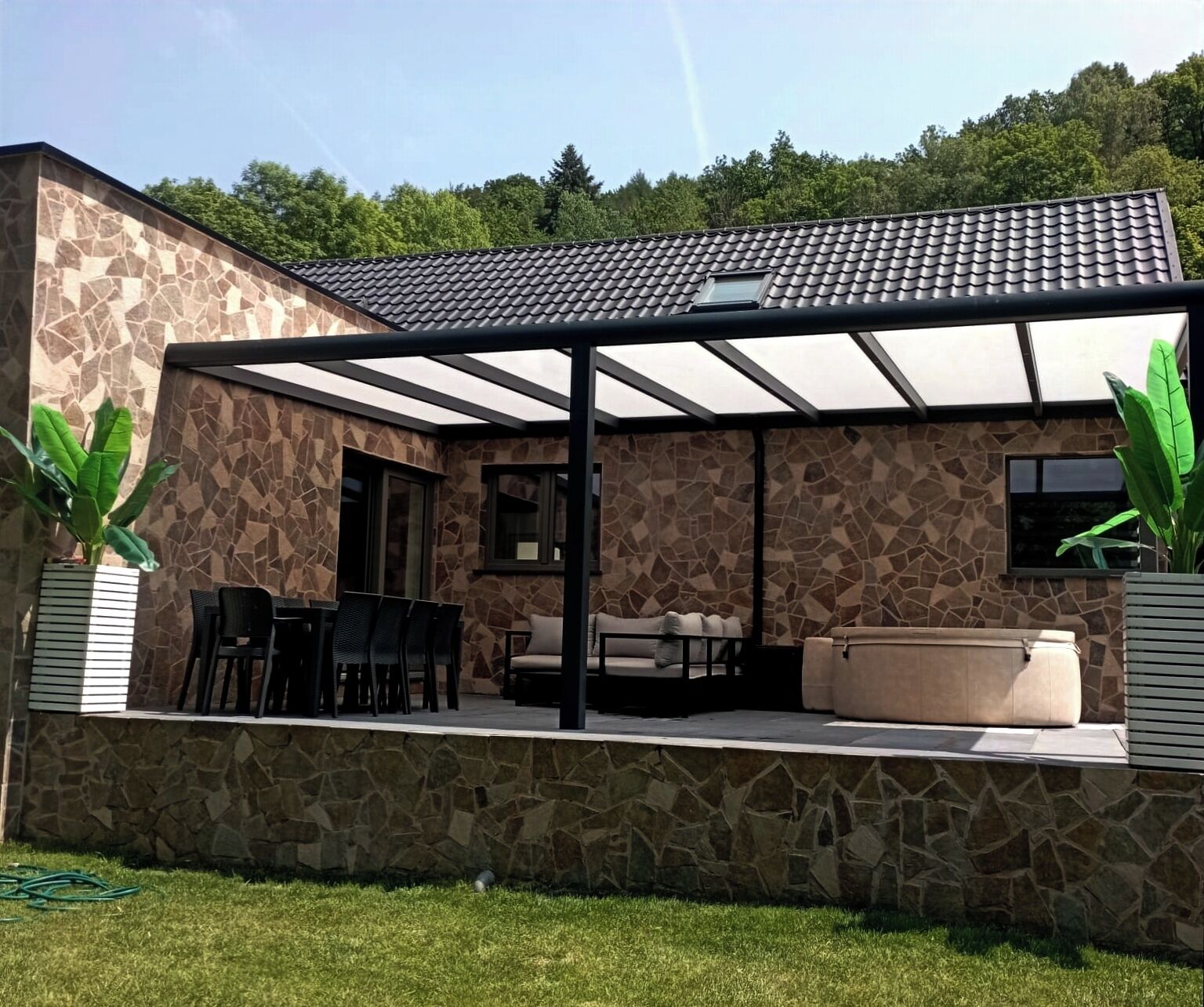 واجهة المنشأة