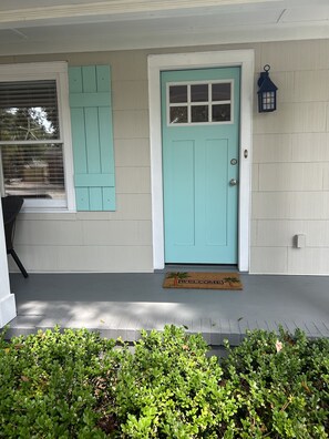 Exterior detail - Welcome to Carols cottage. A restored 1940s home with island charm (St. Simons Island)