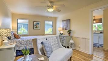 1 Schlafzimmer, BĂŒgeleisen/BĂŒgelbrett, WLAN, BettwĂ€sche