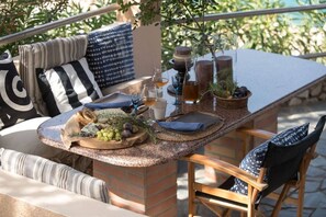 Apartment, 1 Bedroom, Balcony, Garden View | Outdoor dining