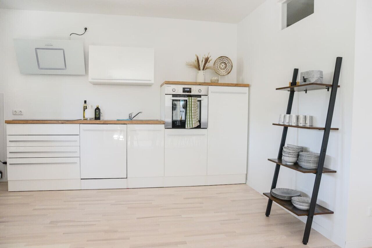 Kühlschrank, Ofen, Herdplatte, Geschirrspüler