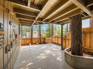 Unclassified image, 3 of 31, button - Moonridge Manor (Big Bear Lake)