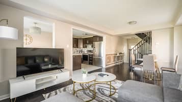 Family House, 3 Bedrooms, Kitchen, Lake View | Living area | Flat-screen TV, Netflix, streaming services