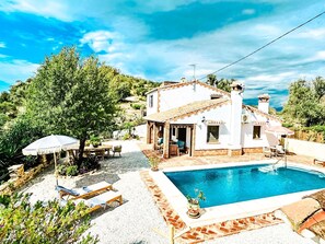 Outdoor pool - Spacious Detached Villa With Private Floodlit Pool (Los Romanes)
