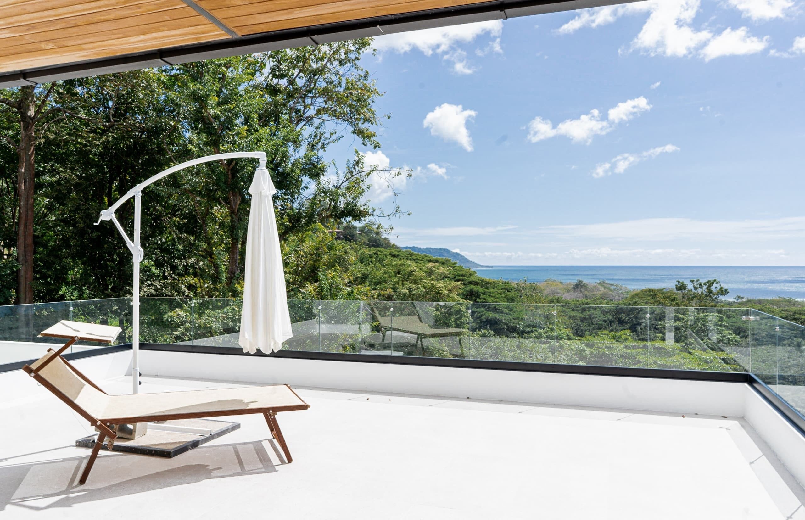 Deluxe Villa | 5 bedrooms, down comforters, Select Comfort beds, in-room safe