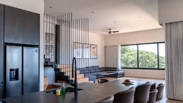 Villa Deluxe | Cuisine privée | Grille-pain, blender, mixeur, nécessaire de nettoyage