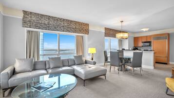 Smart TV, video games