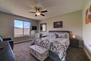 Luxury House | 4 bedrooms, desk, laptop workspace, iron/ironing board - Entrada at Moab 442 (Moab)