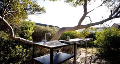 Bay Life - Relax, Unwind and Experience Coffin Bay Life at its Best!