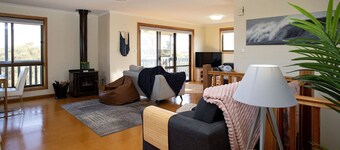 Bay Life - Relax, Unwind and Experience Coffin Bay Life at its Best!