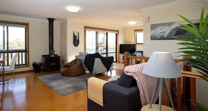 Bay Life - Relax, Unwind and Experience Coffin Bay Life at its Best!