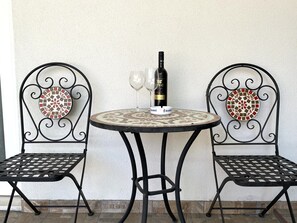 Dining - Apartments Slavko - Studio Apartment with Terrace (Kastel Novi)