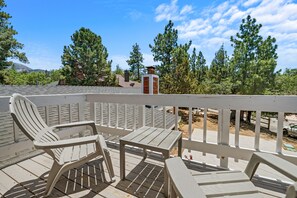 Terrace/patio - Moonridge Memories (Big Bear City)