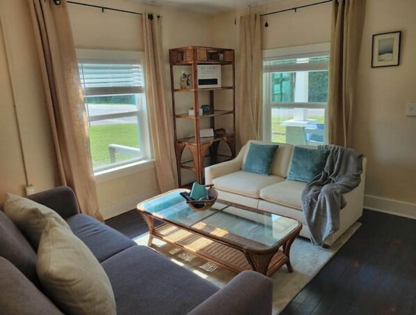 Living area - Springs Cottage (O'brien)