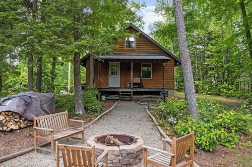 Welcome to Outlaw Acres at Hatfield McCoy. Mountain home on 21 acres